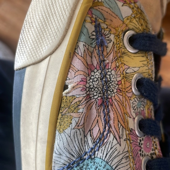 KEEN Women’s Floral Pink Yellow Lace Up Sneakers Wide Toe Box Shoe Size 7 - Picture 13 of 13